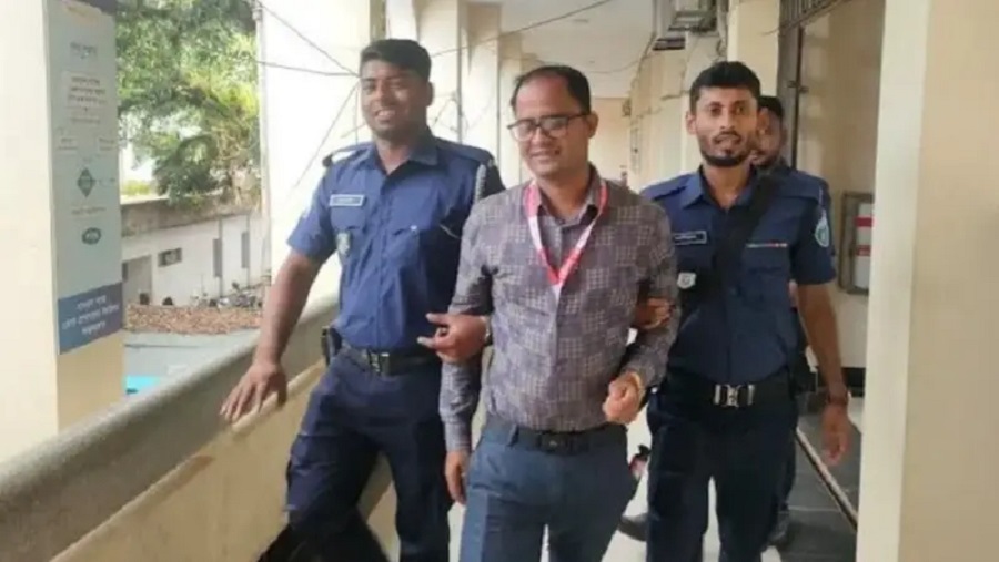 সাংবাদিক