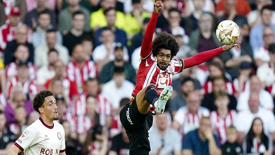 ফাইনাল,হামজা, শেফিল্ড