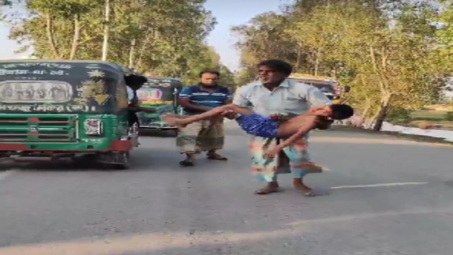 পেকুয়া, সিএনজি, অটোরিকশা, ধাক্কা, শিশু