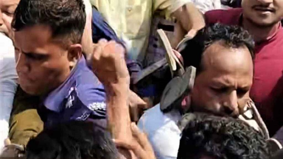 ছাত্রী, আপত্তিকর, রাবি, শিক্ষক