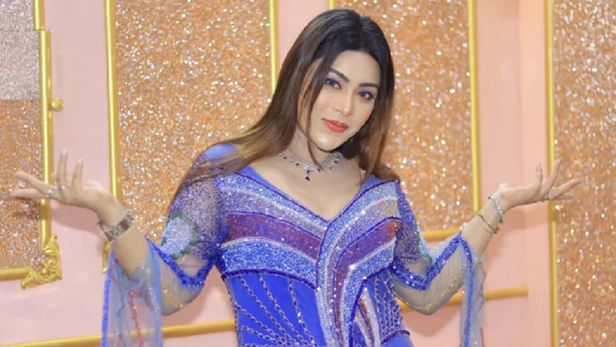 অভিনেত্রী