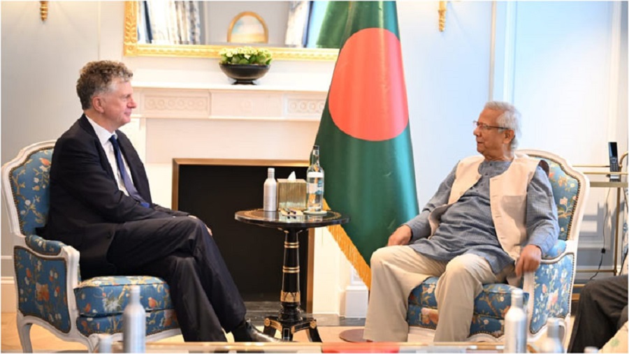 উপদেষ্টা