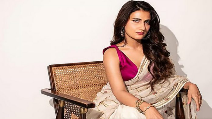 অভিনেত্রী