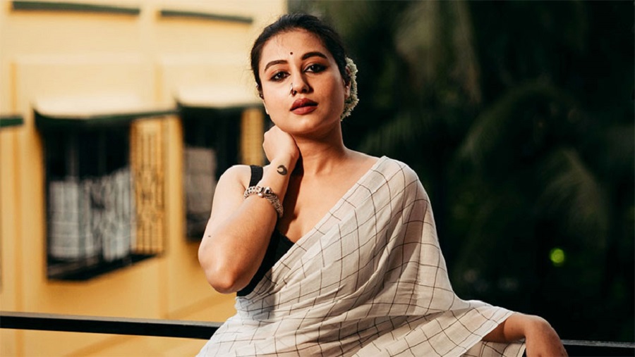 অভিনেত্রী