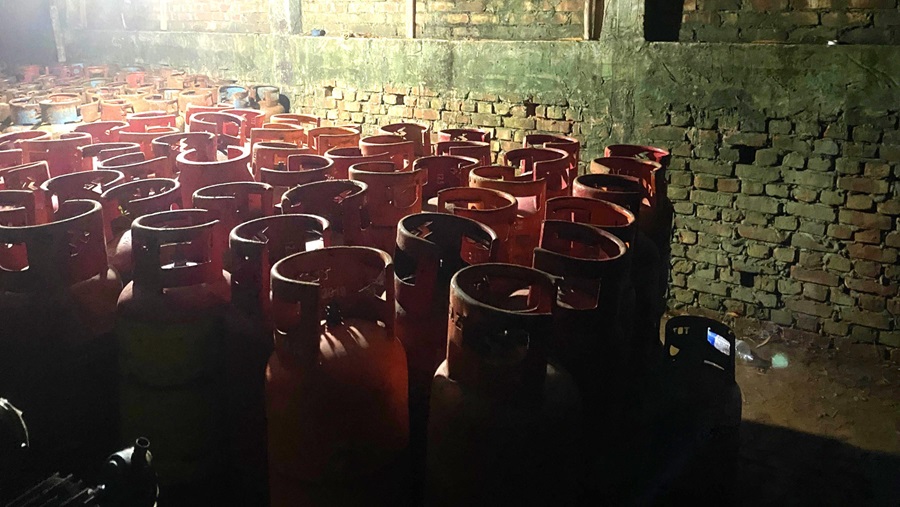 গ্যাস ফিলিং