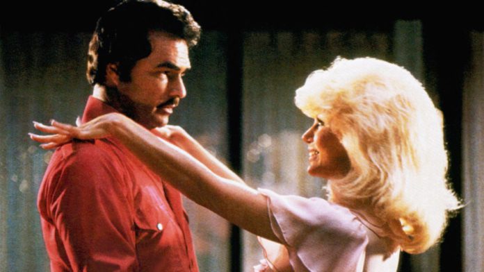 অভিনেত্রী