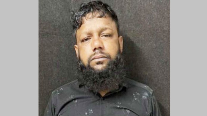 সন্ত্রাসী