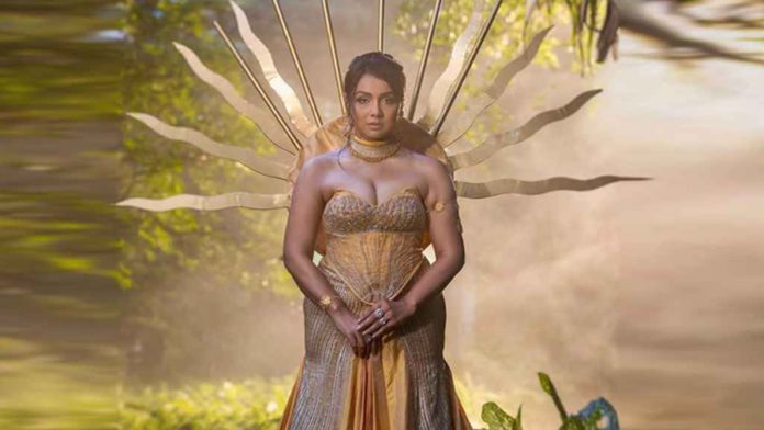 অভিনেত্রী