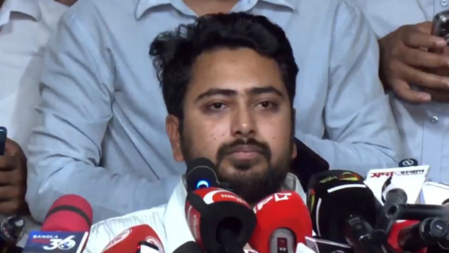 নির্বাচন