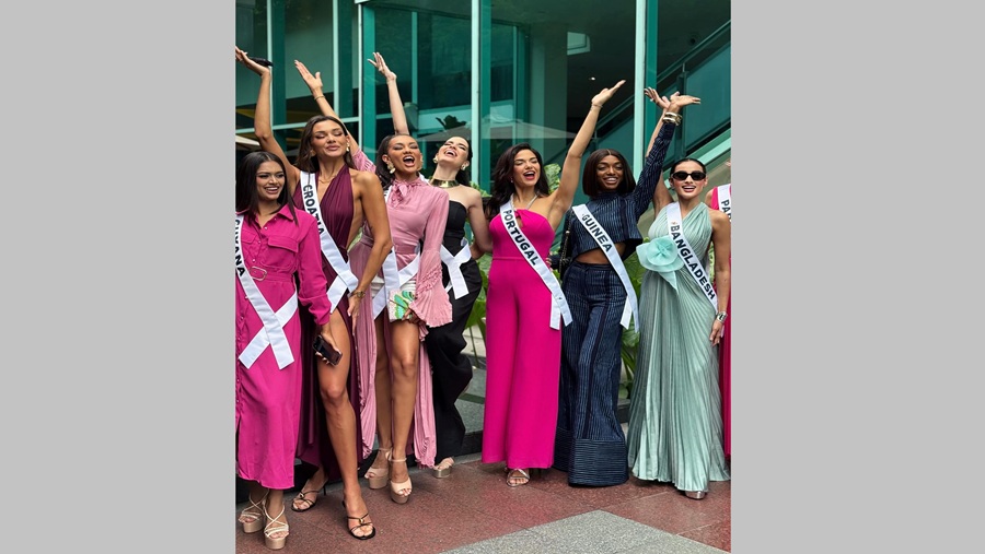 ইউনিভার্স