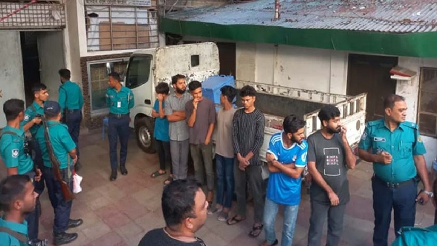 শিক্ষামন্ত্রী