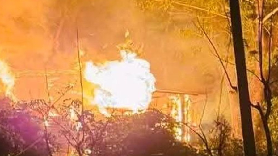 রাউজান আগুন