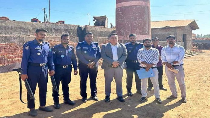 লোহাগাড়া ইটভাটা