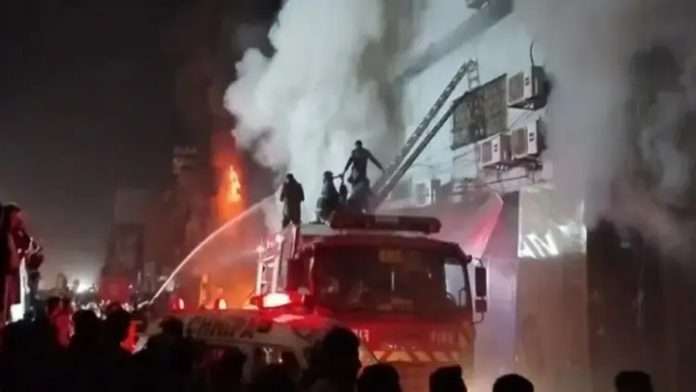 শপিংমল আগুন