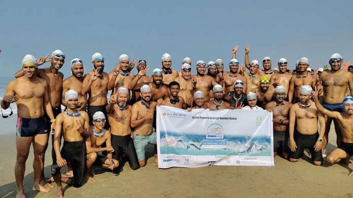 সাঁতারু