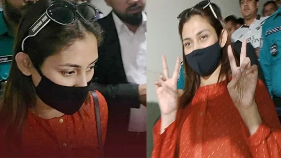 অভিনেত্রী