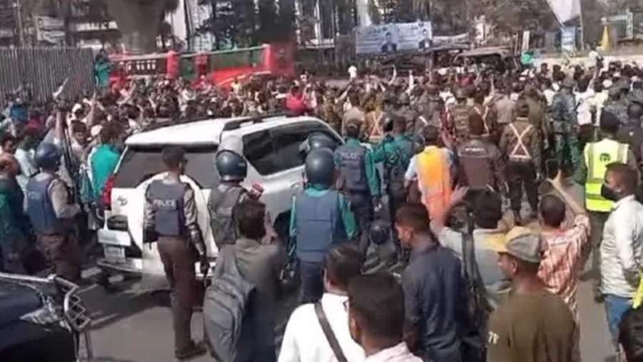 উপদেষ্টা