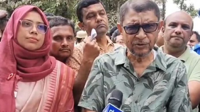 স্বাস্থ্যমন্ত্রী দালাল