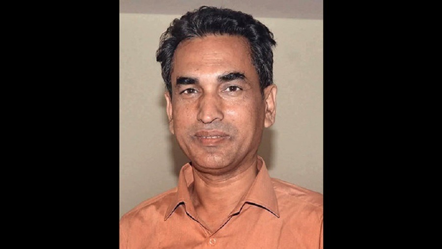 সাংবাদিক