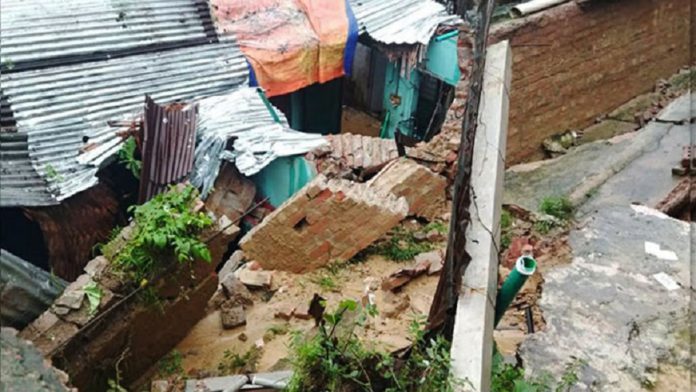 দেওয়াল