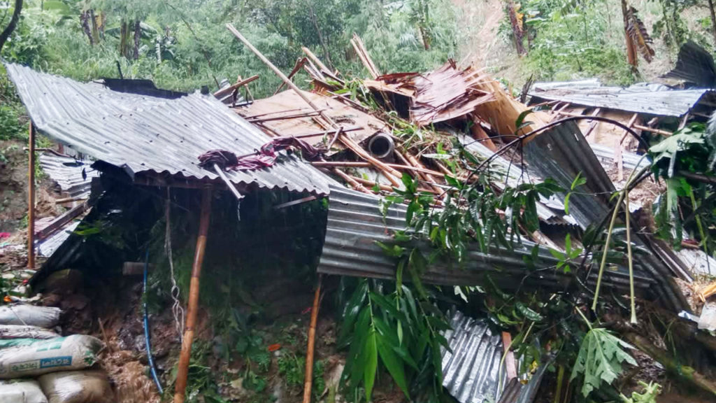 পাহাড়